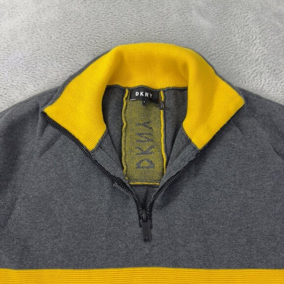 DKNY Men's Size Medium 1/4 Zip 100% Cotton Embroidered Made in China - Picture 6 of 15